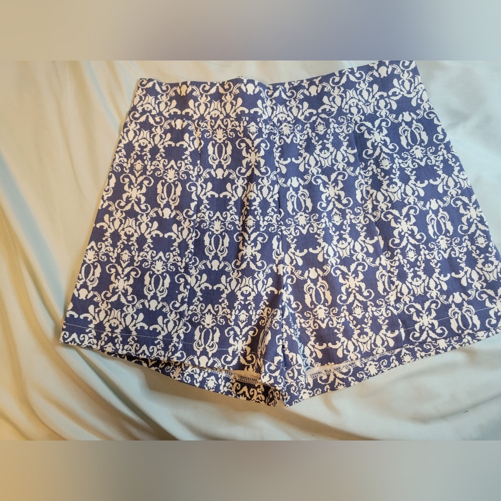 Freeway patterned shorts